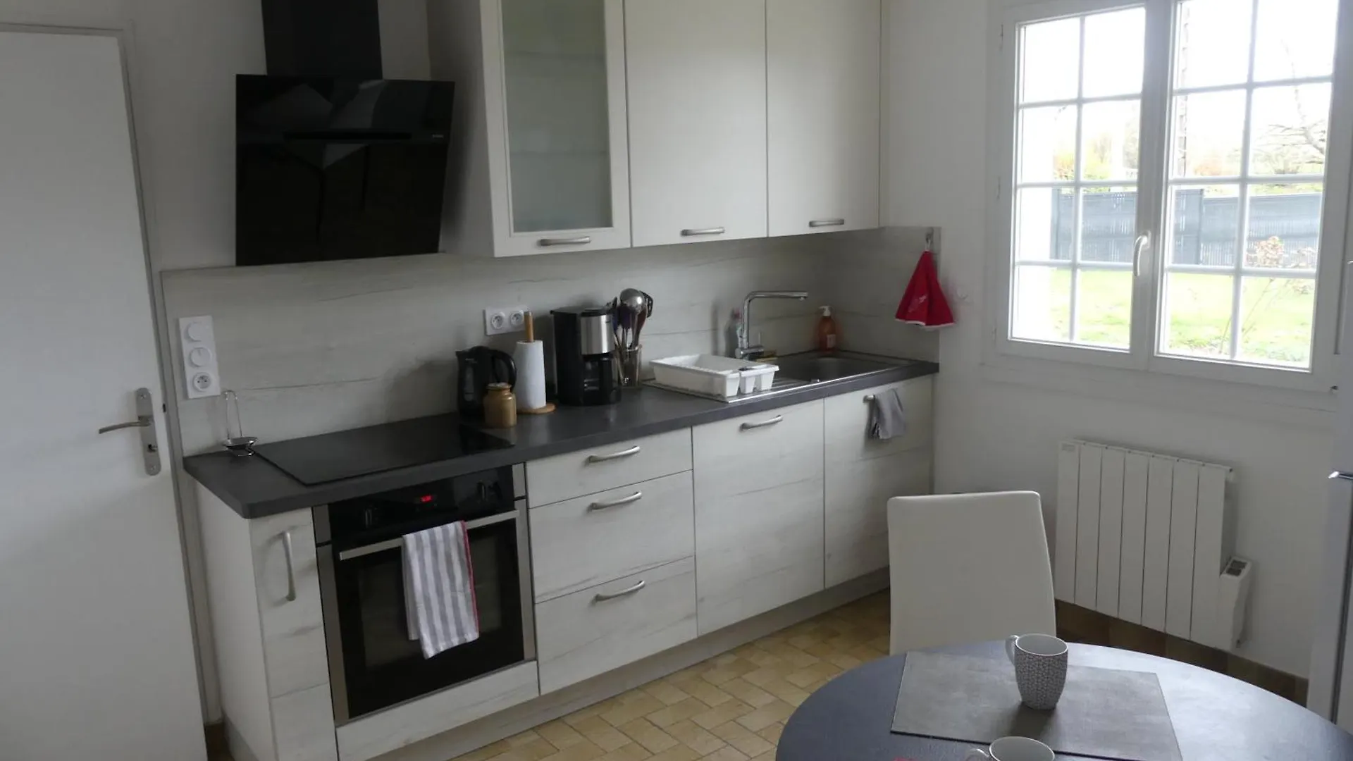 Holiday home Maison En Bord De Rance Taden France